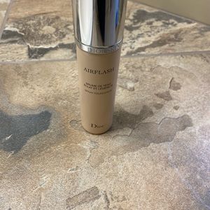 Dior fashion show shade 100 - used once